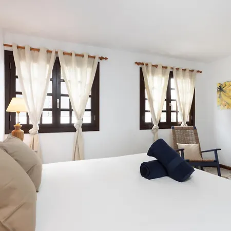 Okstay Bencomo 50 M From The شقة