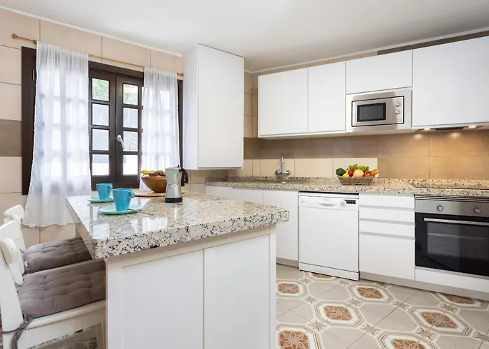Okstay Bencomo 50 M From The Apartman Puerto de la Cruz